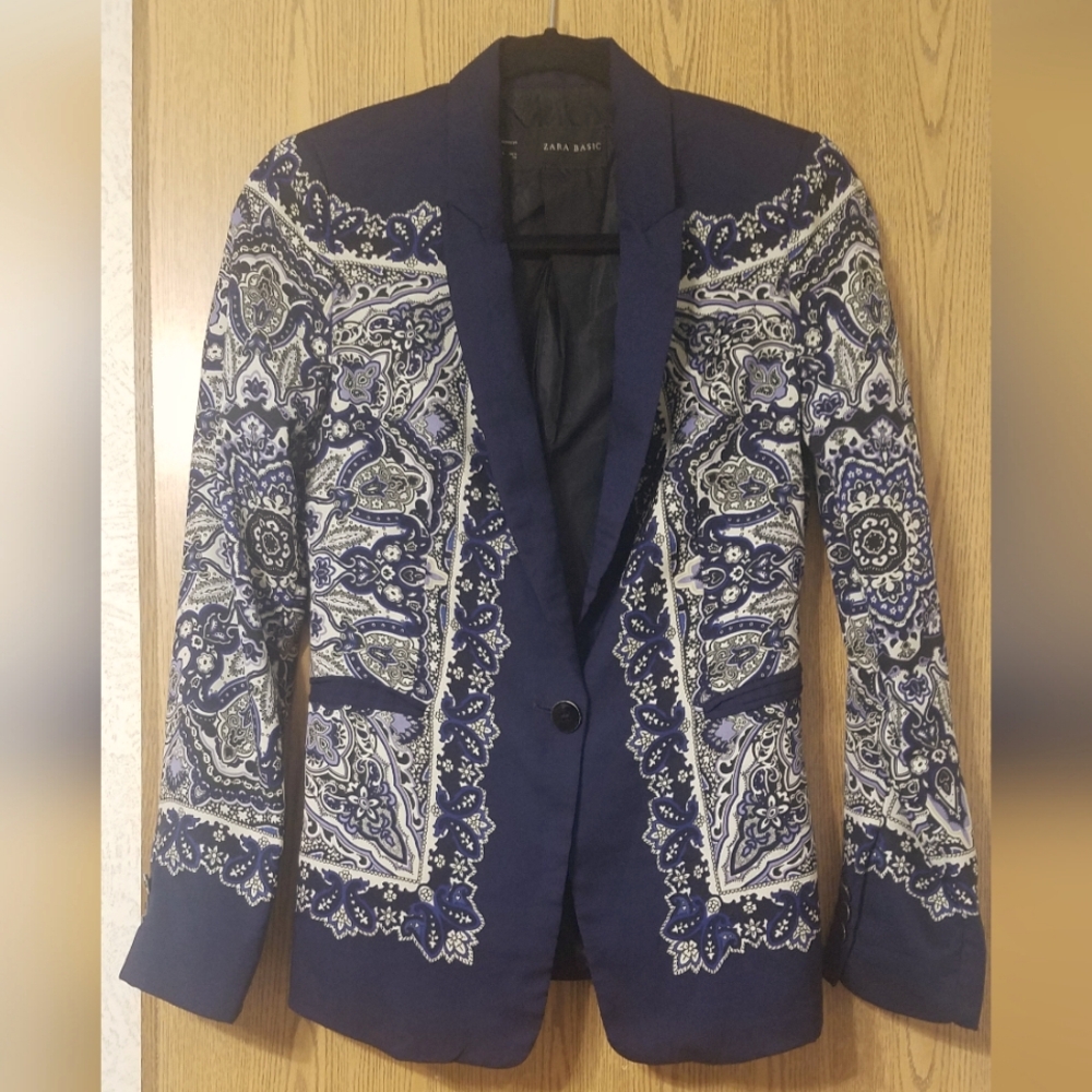 Zara Basic Jacket Size Small